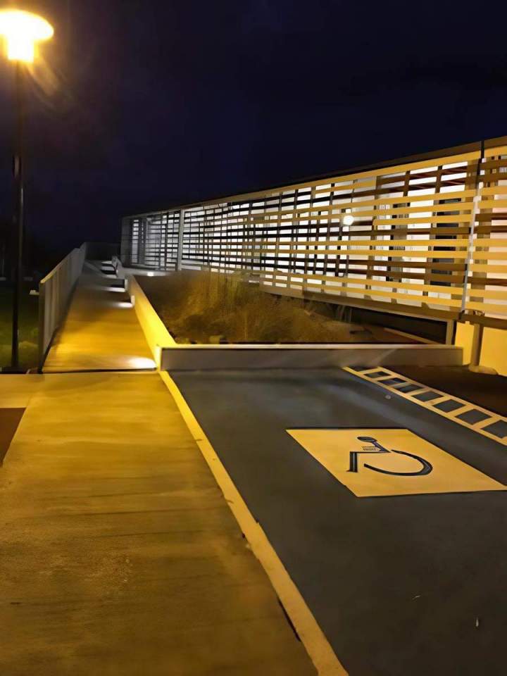 Électricité à courant faible Saint-Denis