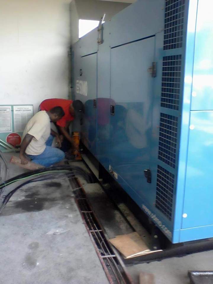 Installation des groupes électrogènes Saint-Denis