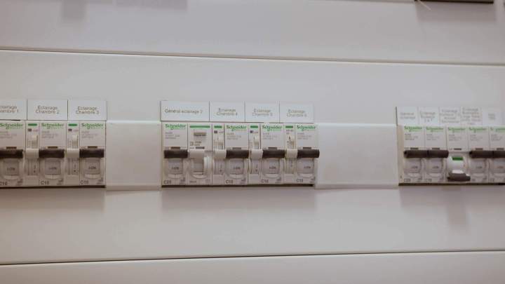 SOCIETE TRAVAUX BATIMENT (26)